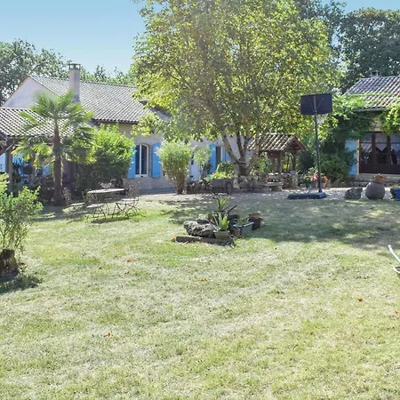 2 Bedroom Amazing In Sembas